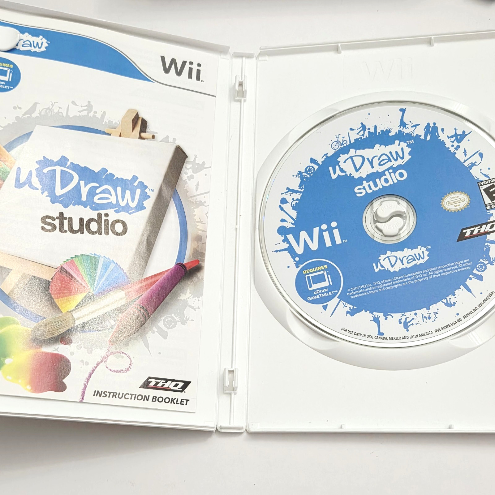 Nintendo Wii Console Bundle 2 Video Games uDraw Studio Tablet Controller Nunchuk
