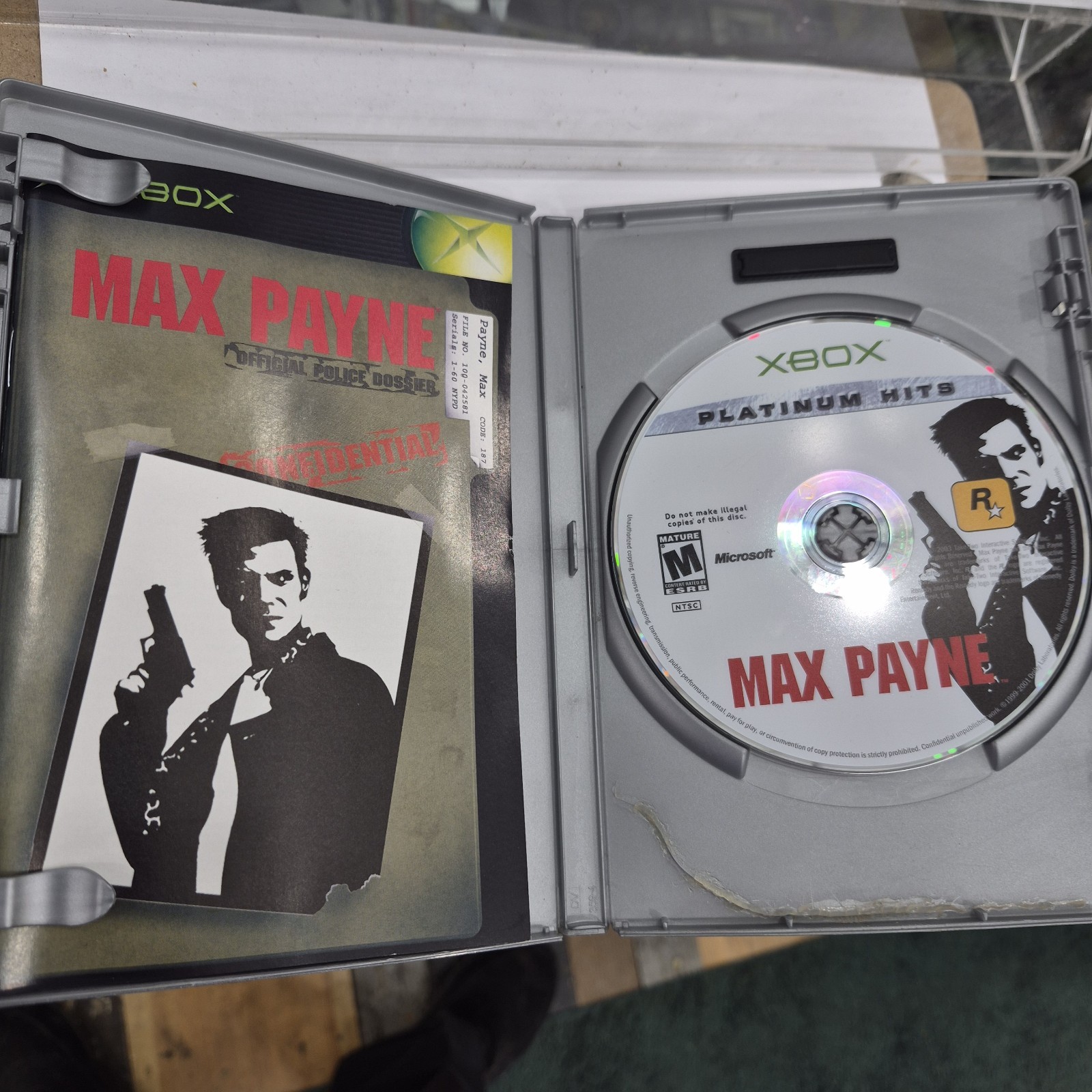 Max Payne (Microsoft Xbox, 2001) Platinum Hits – With Manual