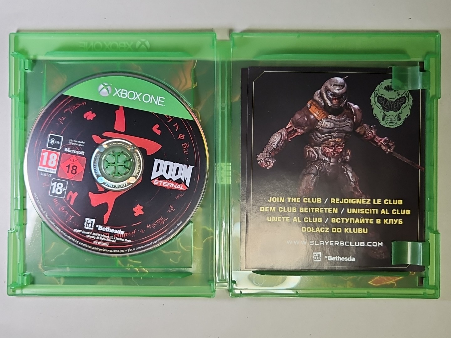 Doom Eternal Xbox One PAL Version PEGI 18, 2020 with inserts