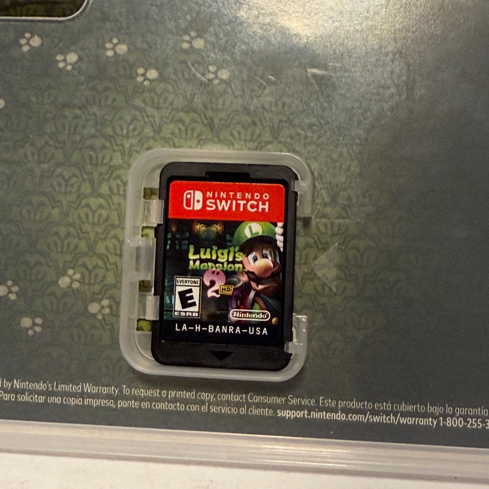 Luigi’s Mansion 2 HD Nintendo Switch Game w/ Case