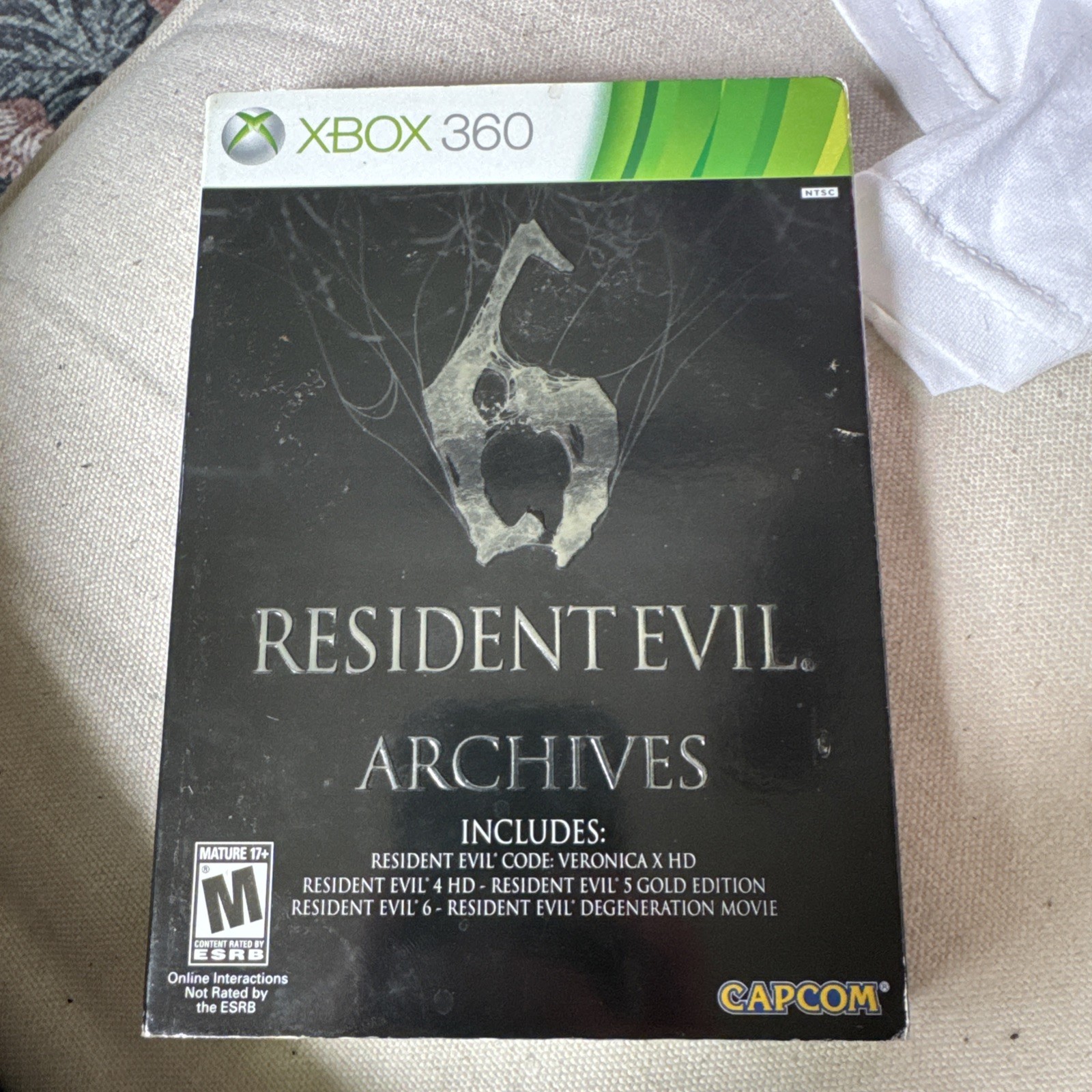 Resident Evil 6 Archives (Microsoft Xbox 360, 2012) CIB W/slipcover Tested