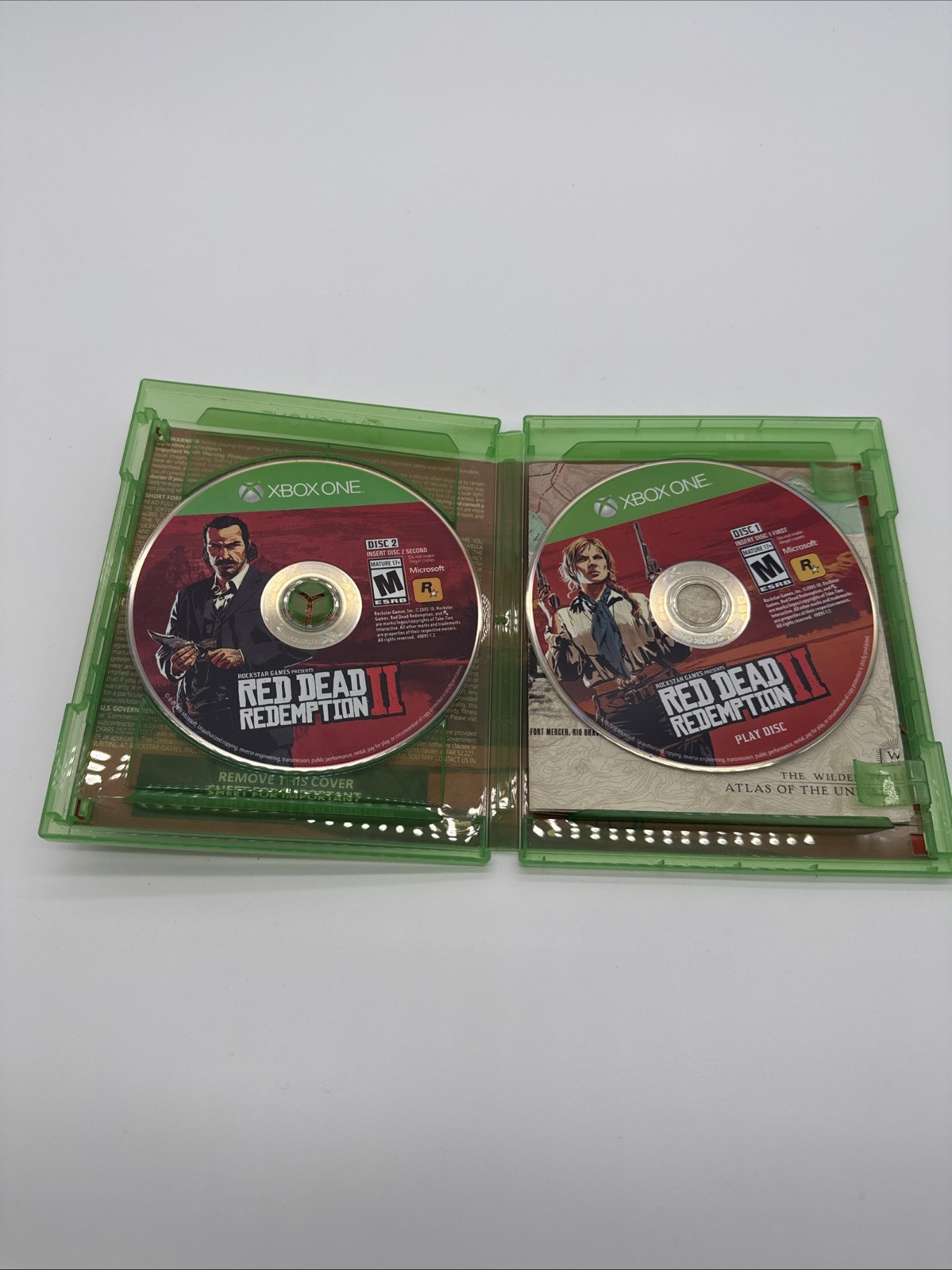 Red Dead Redemption 2 (Microsoft Xbox One, 2018) W/ Map
