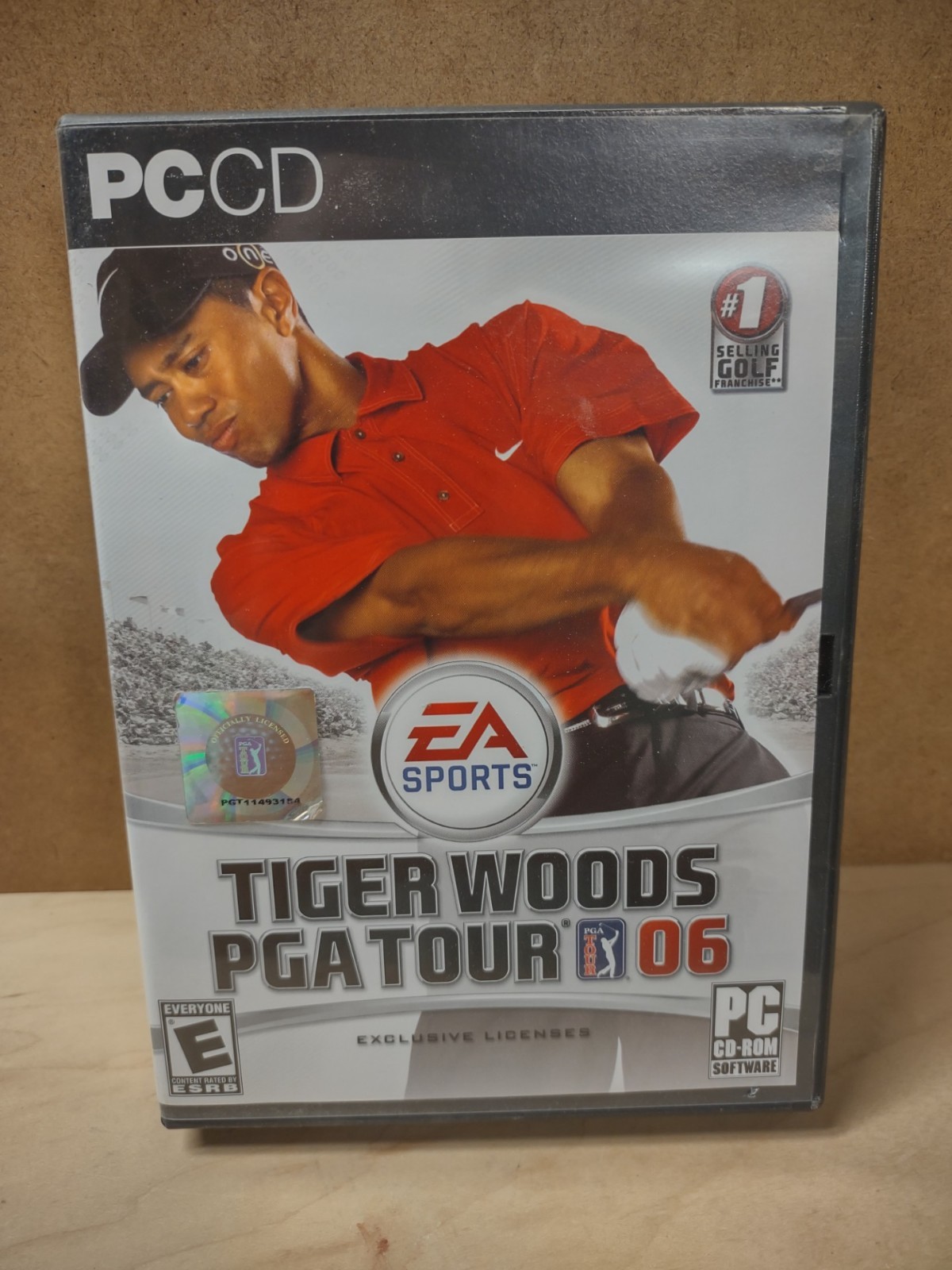 Tiger Woods PGA Tour 06 PC Computer Game – EA Sports 2 discs Install and Media