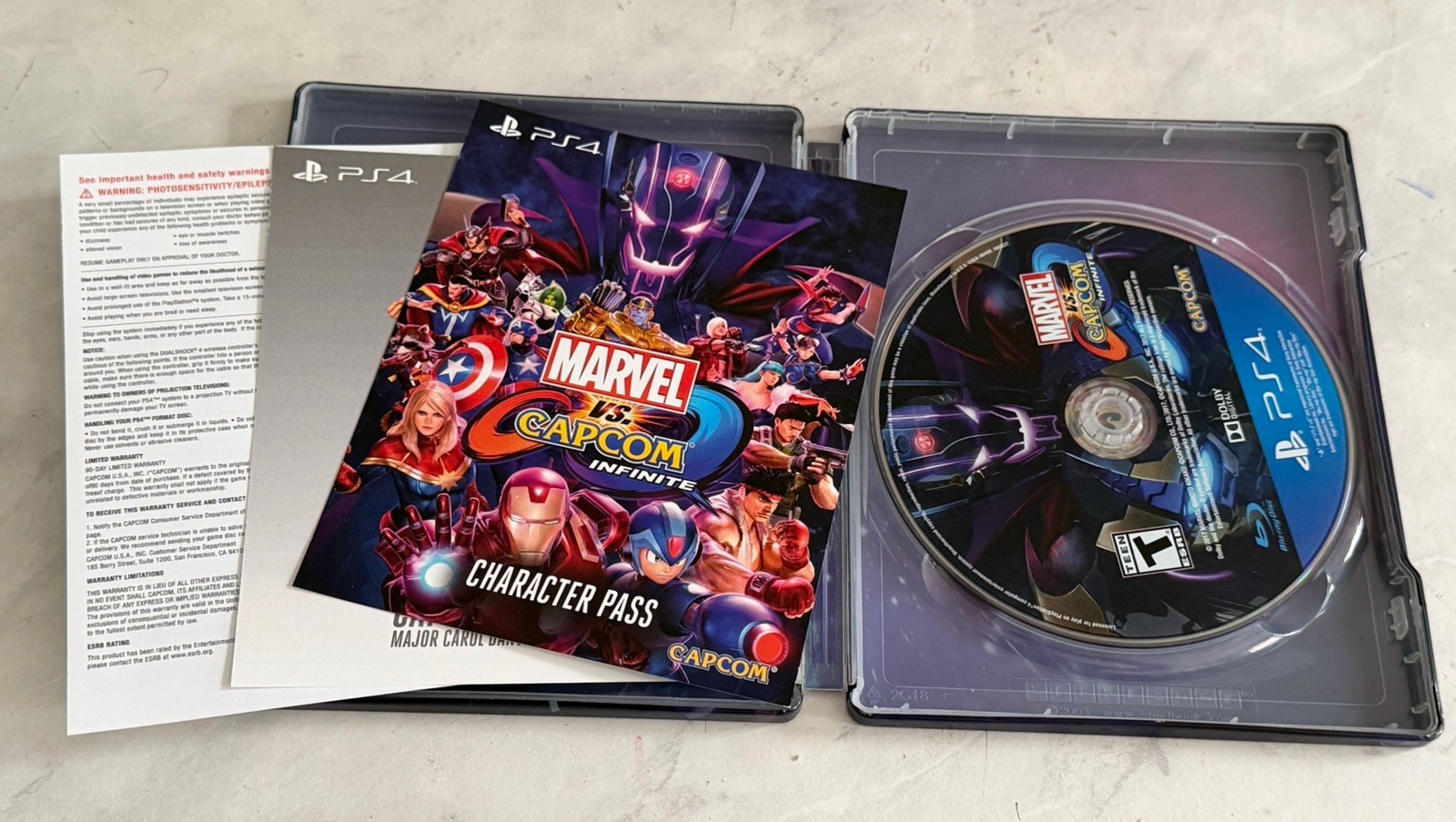 Marvel vs. Capcom: Infinite Deluxe incl. Steelbook (Sony PlayStation 4) CIB