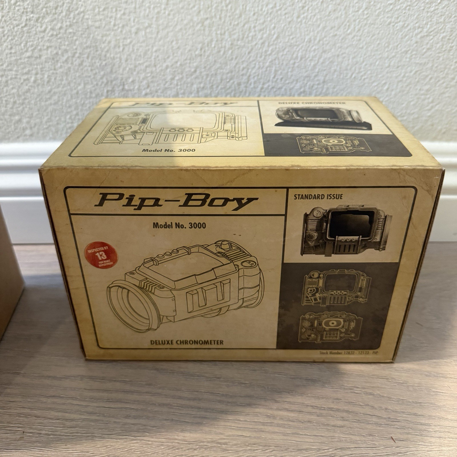 Pip-Boy 3000 Clock Sealed • Fallout 3 Survival Edition Xbox 360 Open Box