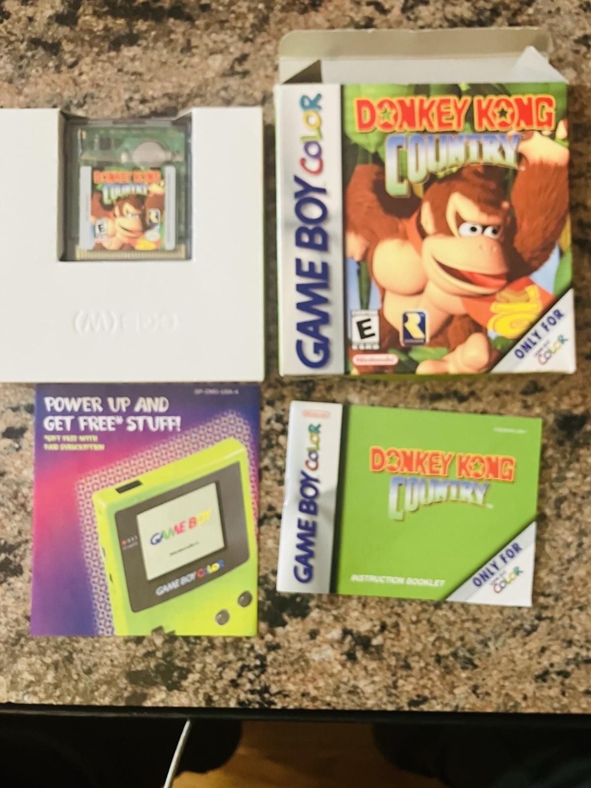Donkey Kong Country Nintendo GameBoy Color GBC Complete In Box CIB