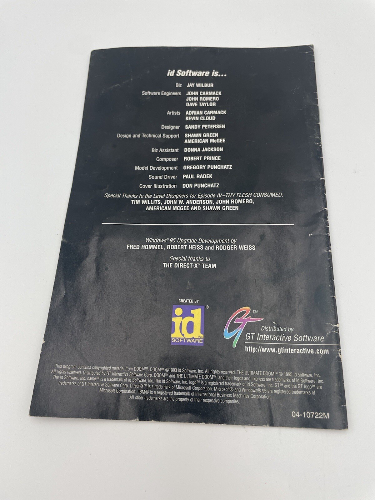 The Ultimate Doom Instruction Booklet Manual! Vintage Windows 95. NO GAME.