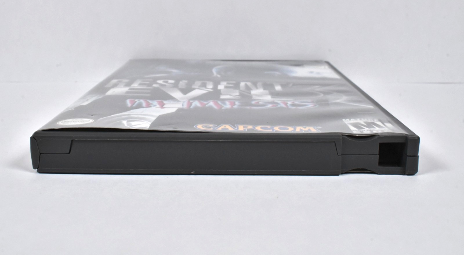 Resident Evil 3 III Nemesis Nintendo GameCube with Manual Original Case CIB USA