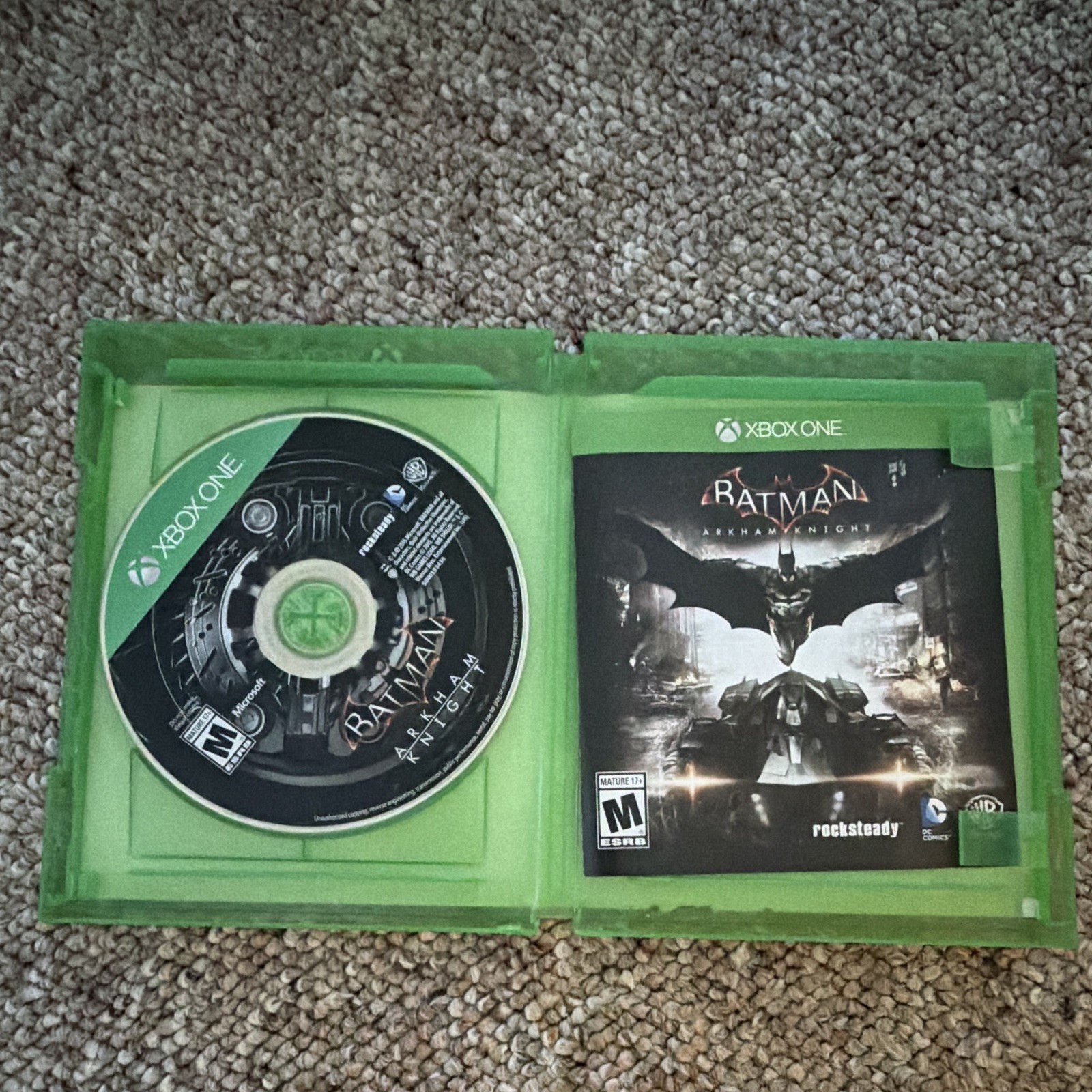 Batman: Arkham Knight Xbox One Disc w/ Case NTSC-U/C M Rated (2015)