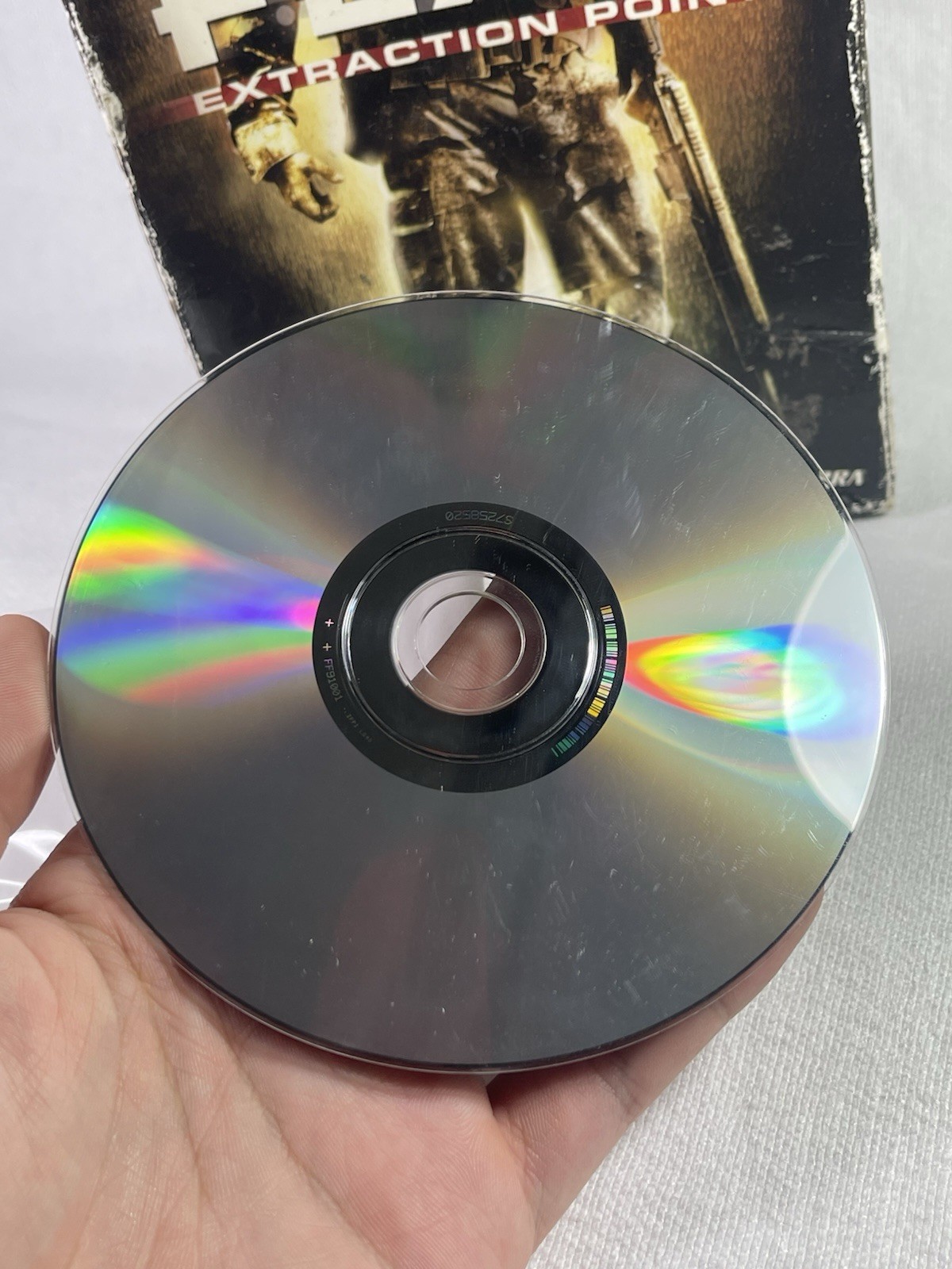 F.E.A.R Extraction Point – PC / WINDOWS GAME . (Complete In Box)