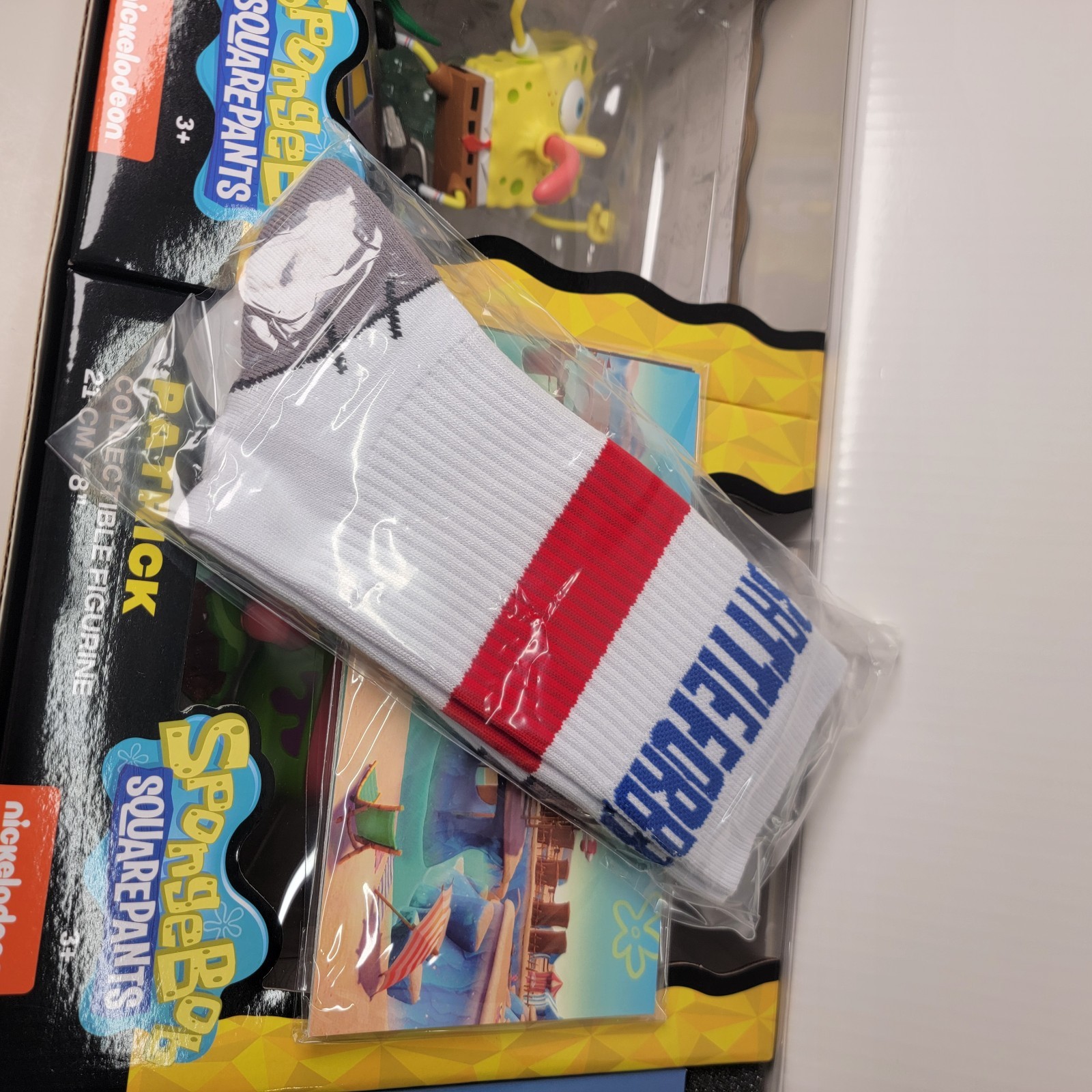 Spongebob Squarepants Battle for Bikini Bottom Rehydrated Fun Edition with Game