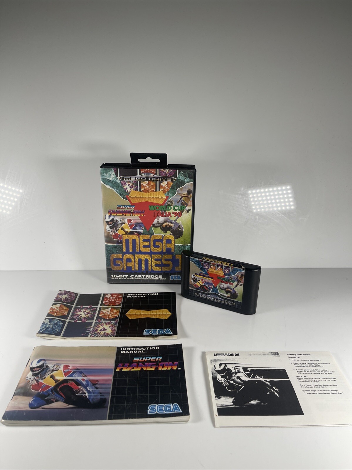 MEGA Games I SEGA MEGA DRIVE- Boxed + Manuals Columns Italia 90 Super Hang On