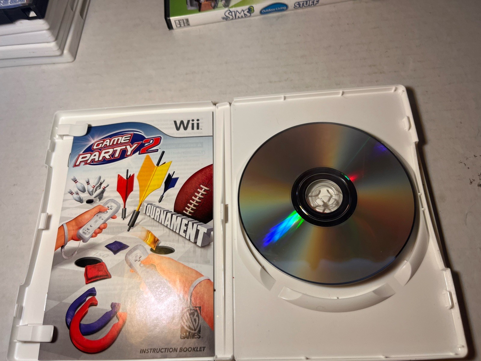15 Used Wii Games, 2 Aftermarket Controllers Untested