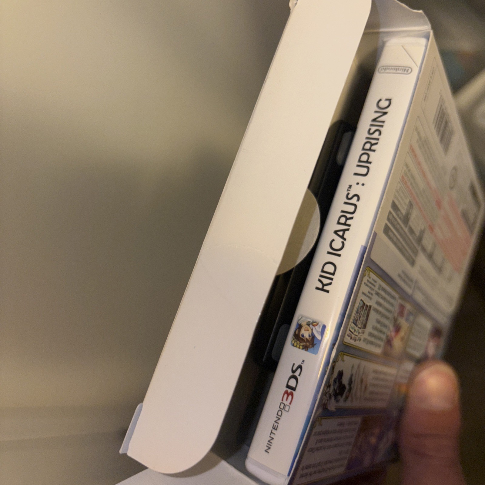 Kid Icarus Uprising Big Box (Nintendo 3DS, 2012) Stand Included