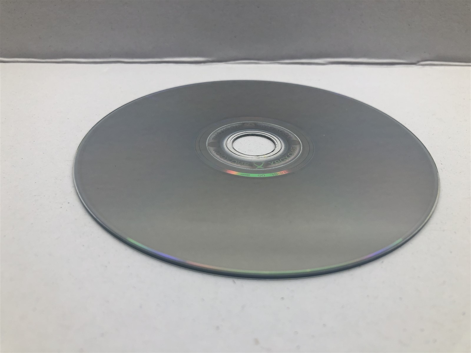 Metal Gear Solid V Phantom Pain (Xbox One) Complete w/ Map – Tested – Free Ship
