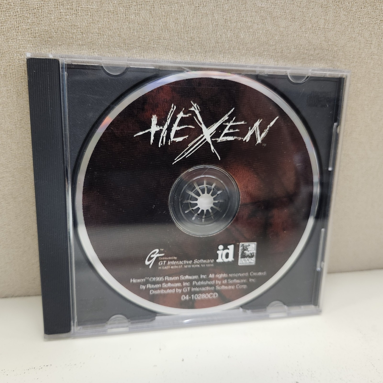 Hexen CD-ROM PC Game – 1996 – Excellent Condition ID First Person Game