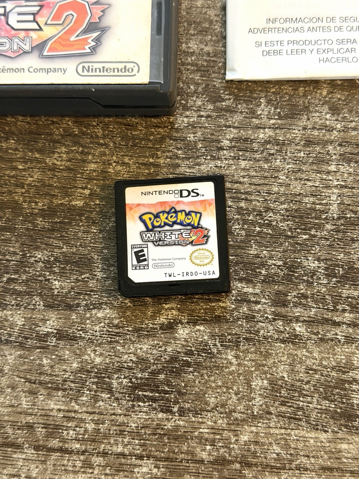 Pokemon: White Version 2 (Nintendo DS, 2012) No Manual! Tested & Working!