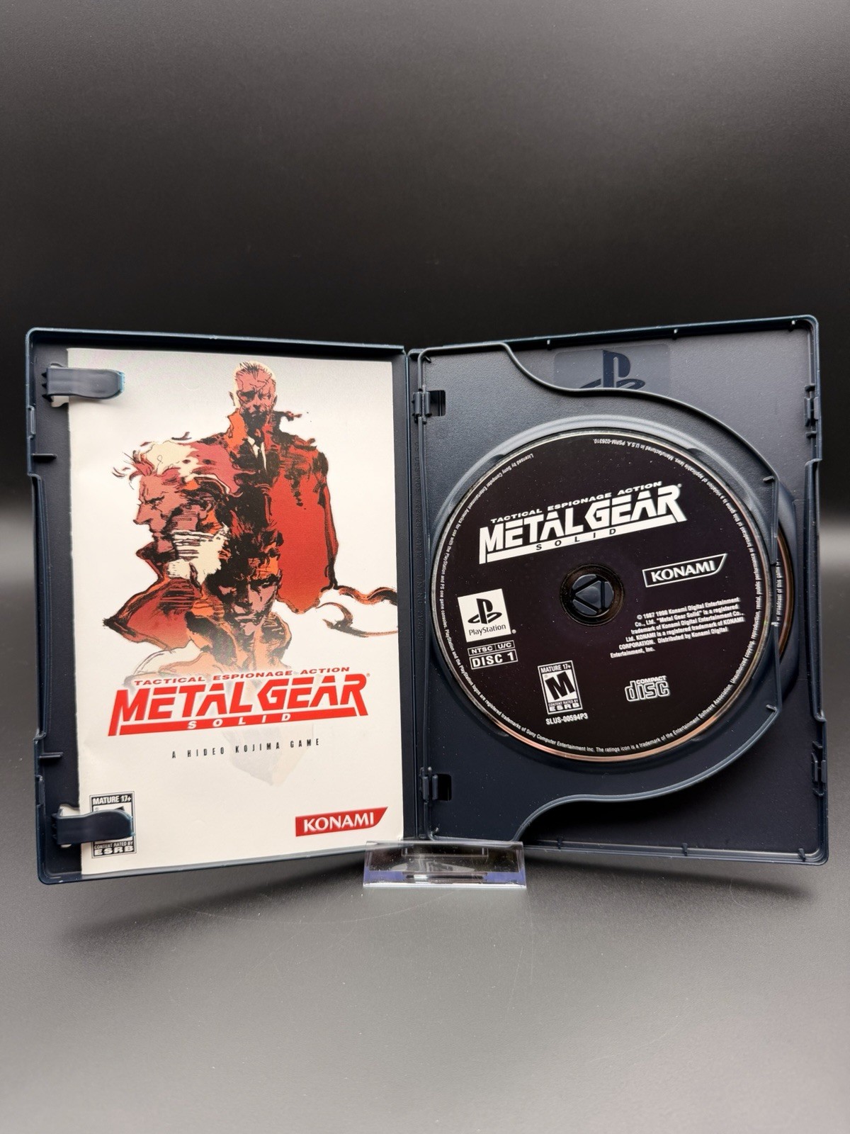 Metal Gear Solid Tactical Espionage Action (PS1)Long Box|Tested & Complete|CIB