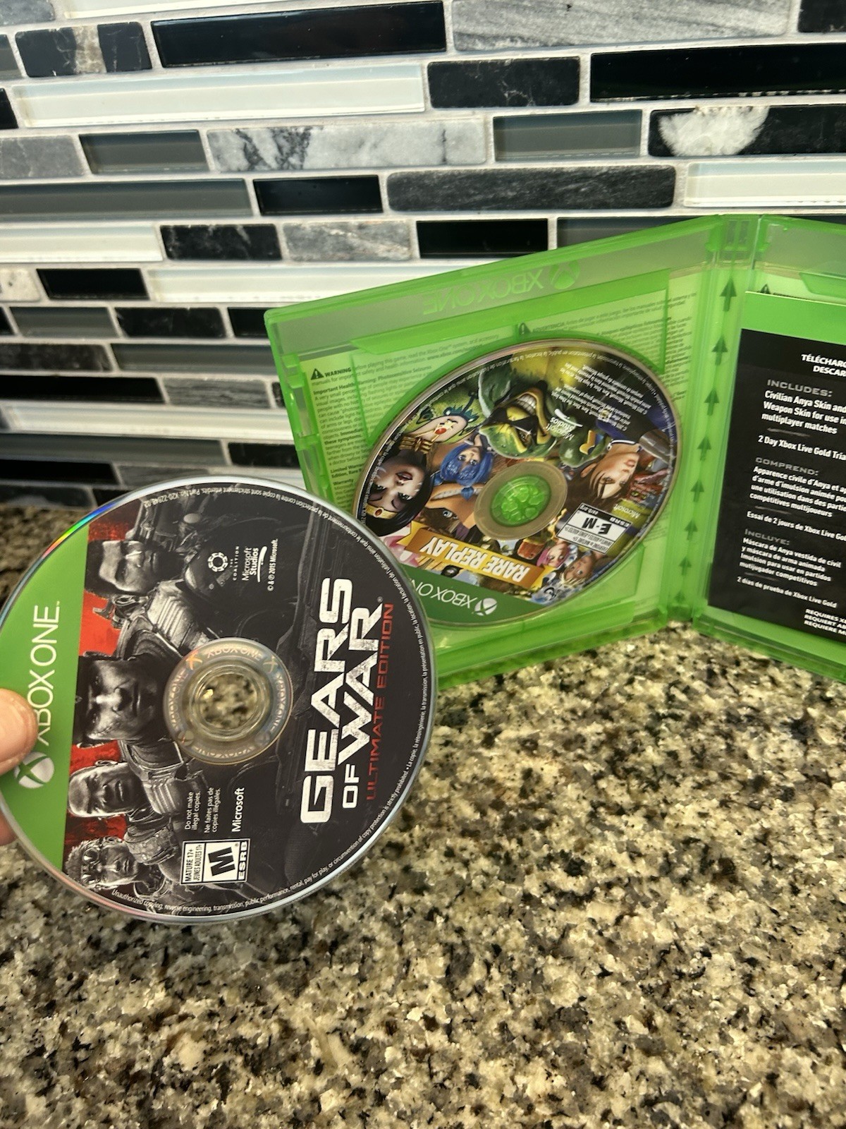 Gears of War Ultimate Edition & Rare Replay Xbox One