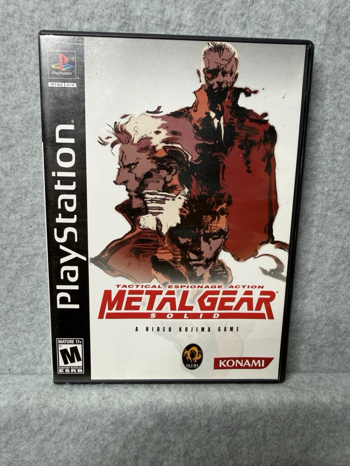 Metal Gear Solid Tactical Espionage Action Playstation PS1 Long Box CIB Complete