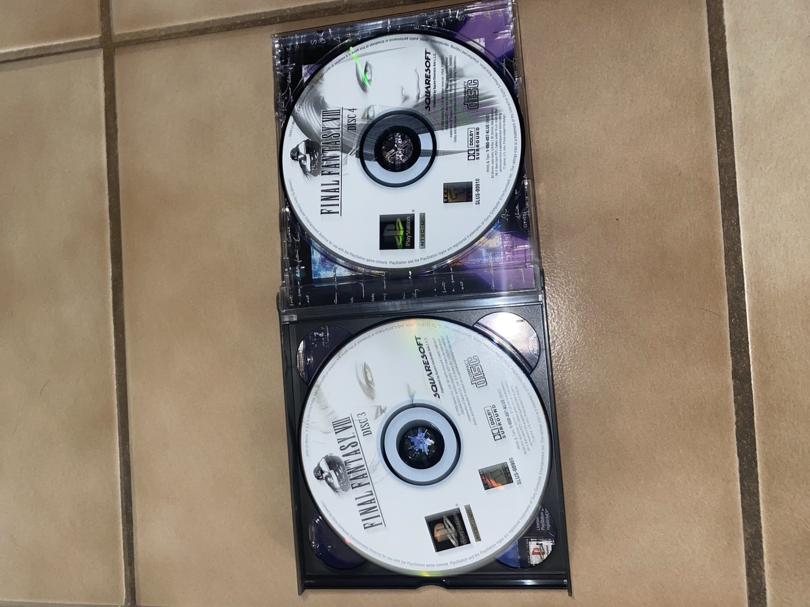 Final Fantasy VIII Sony PlayStation 1, 1999, Complete 4-Disc Set