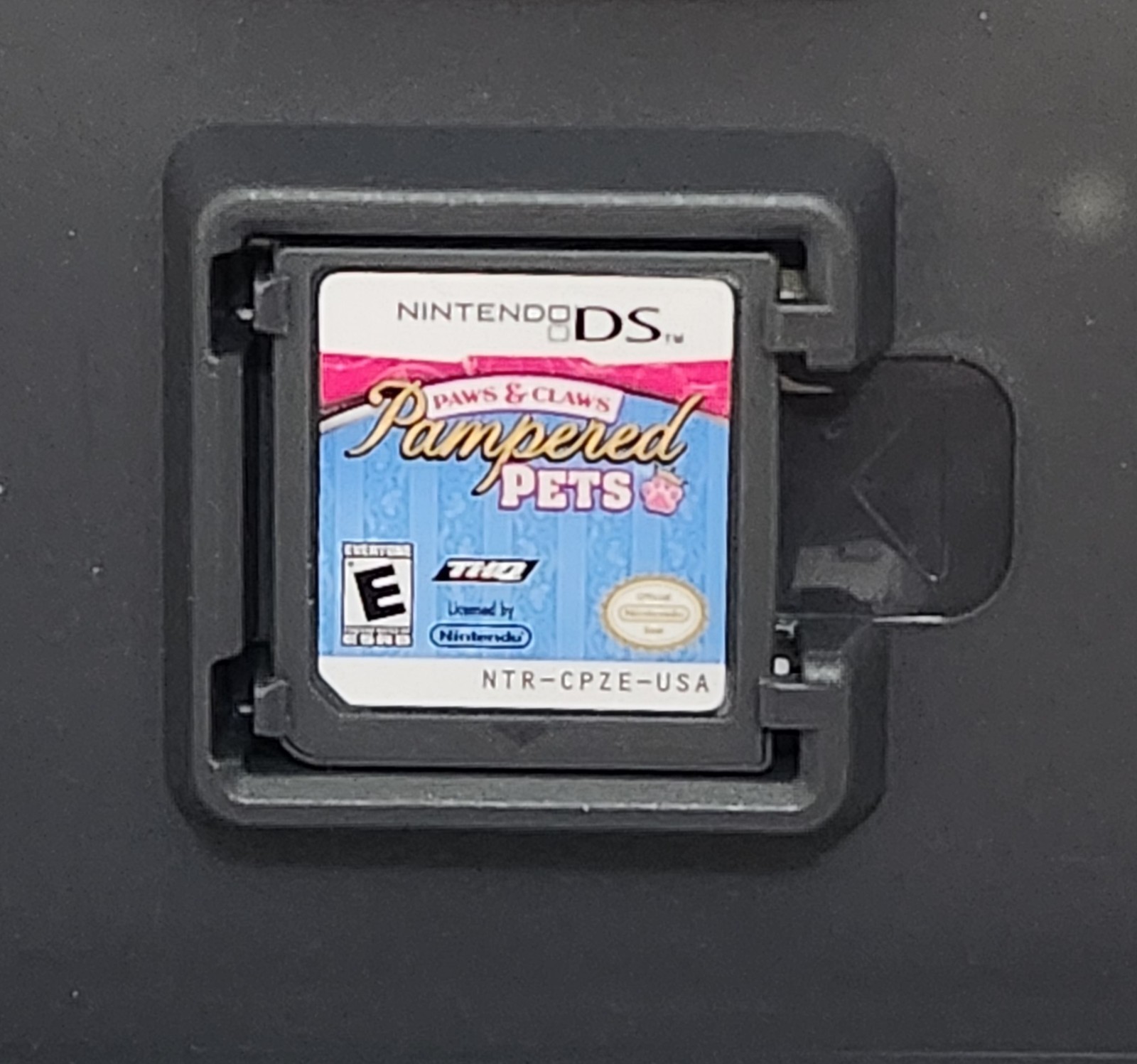 Paws & Claws: Pampered Pets (Nintendo DS, 2009) Game CIB Complete Tested Retro
