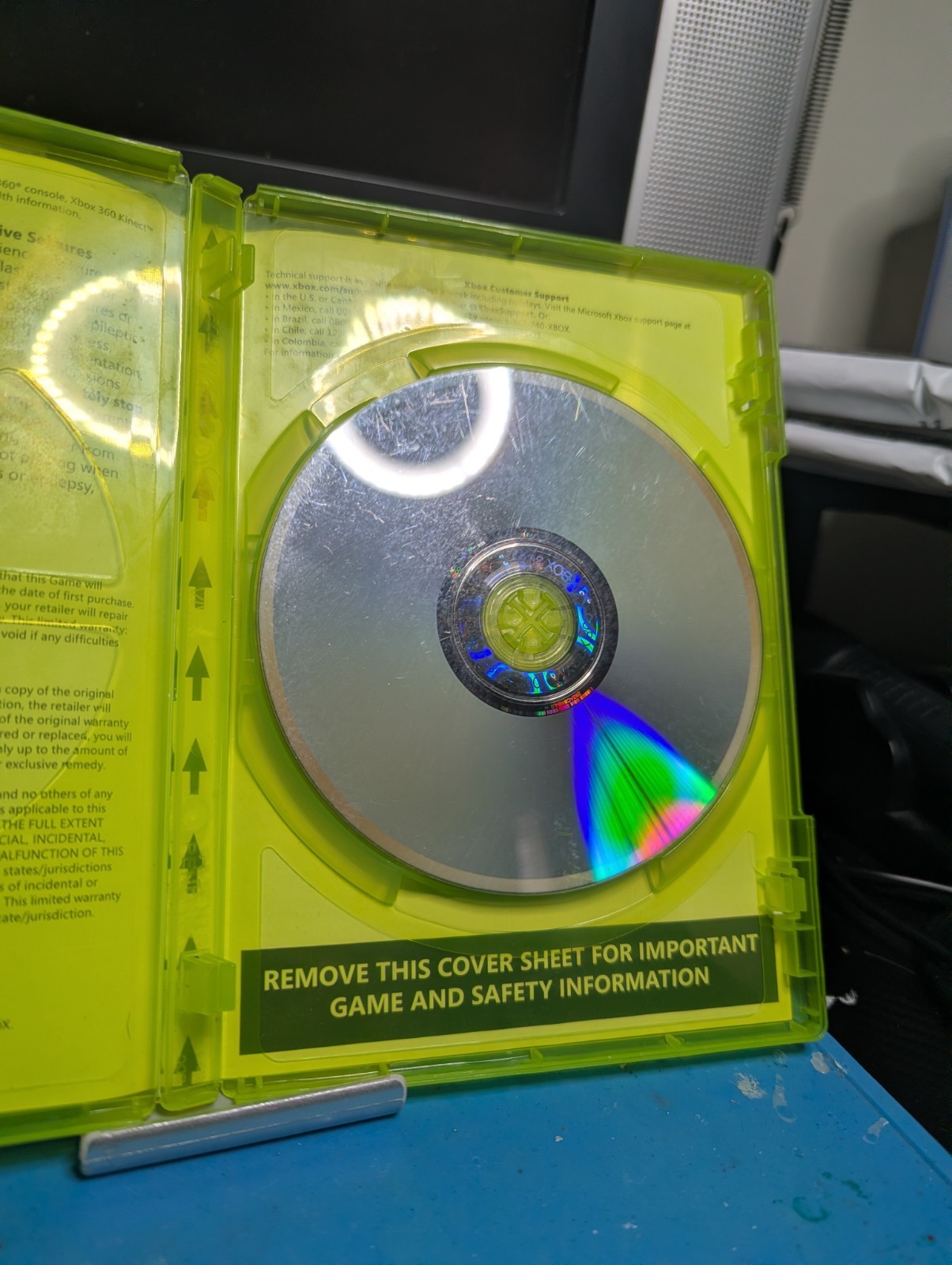 Mojang Minecraft: Xbox 360 Edition (Microsoft Xbox 360) Case & Disc