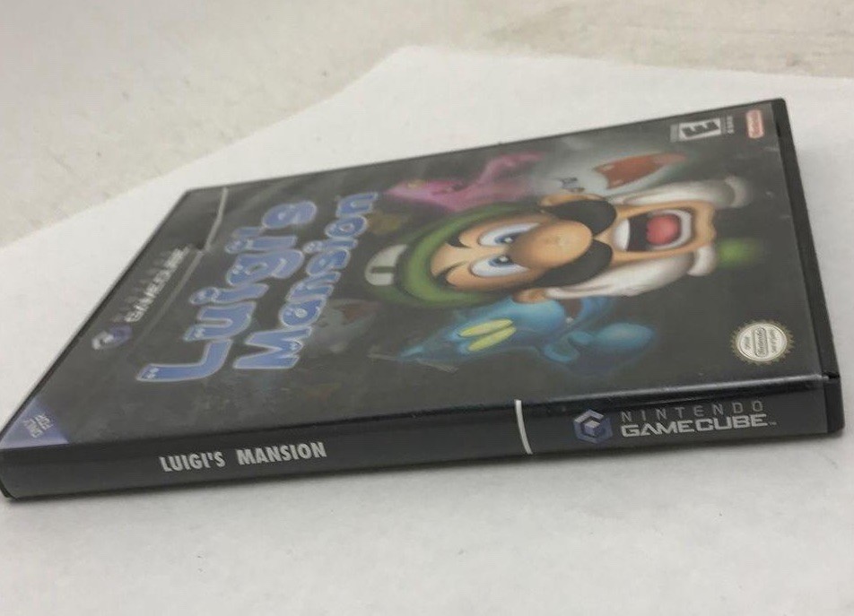 Luigi’s Mansion – Player’s Choice (Nintendo GameCube, 2003)