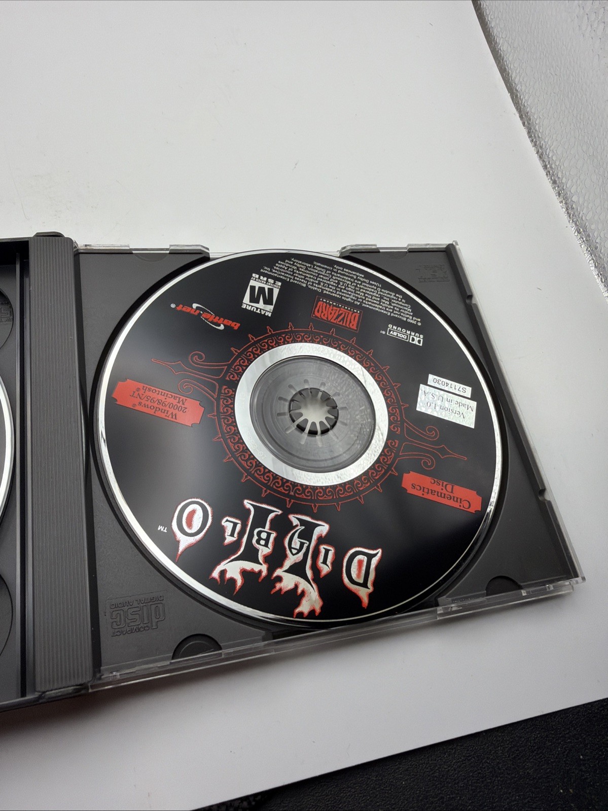Diablo II 2 (PC Windows 2000/98/95/NT CD-ROM 3 Disc Set W/Key 2000)