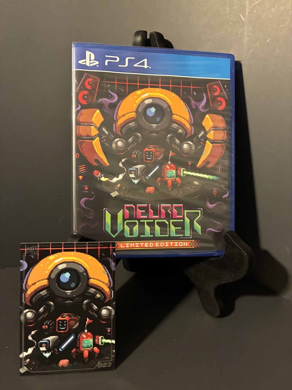 Neuro Voider Limited Edition + Card – Limited Run Games #75 (Playstation 4, PS4)