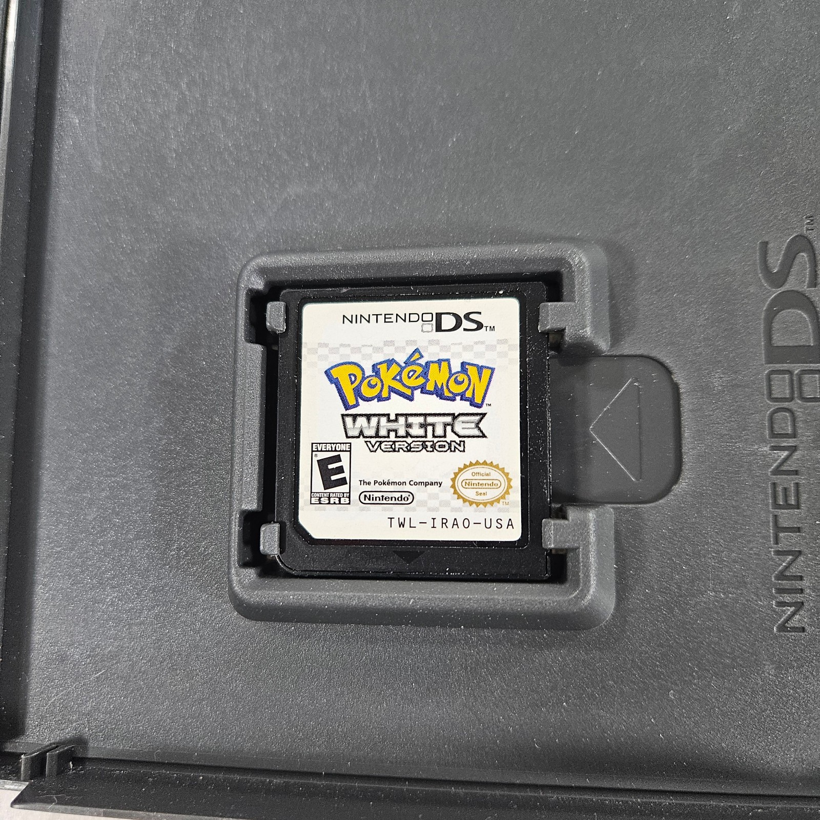 Pokemon White Version (Nintendo DS, 2011)