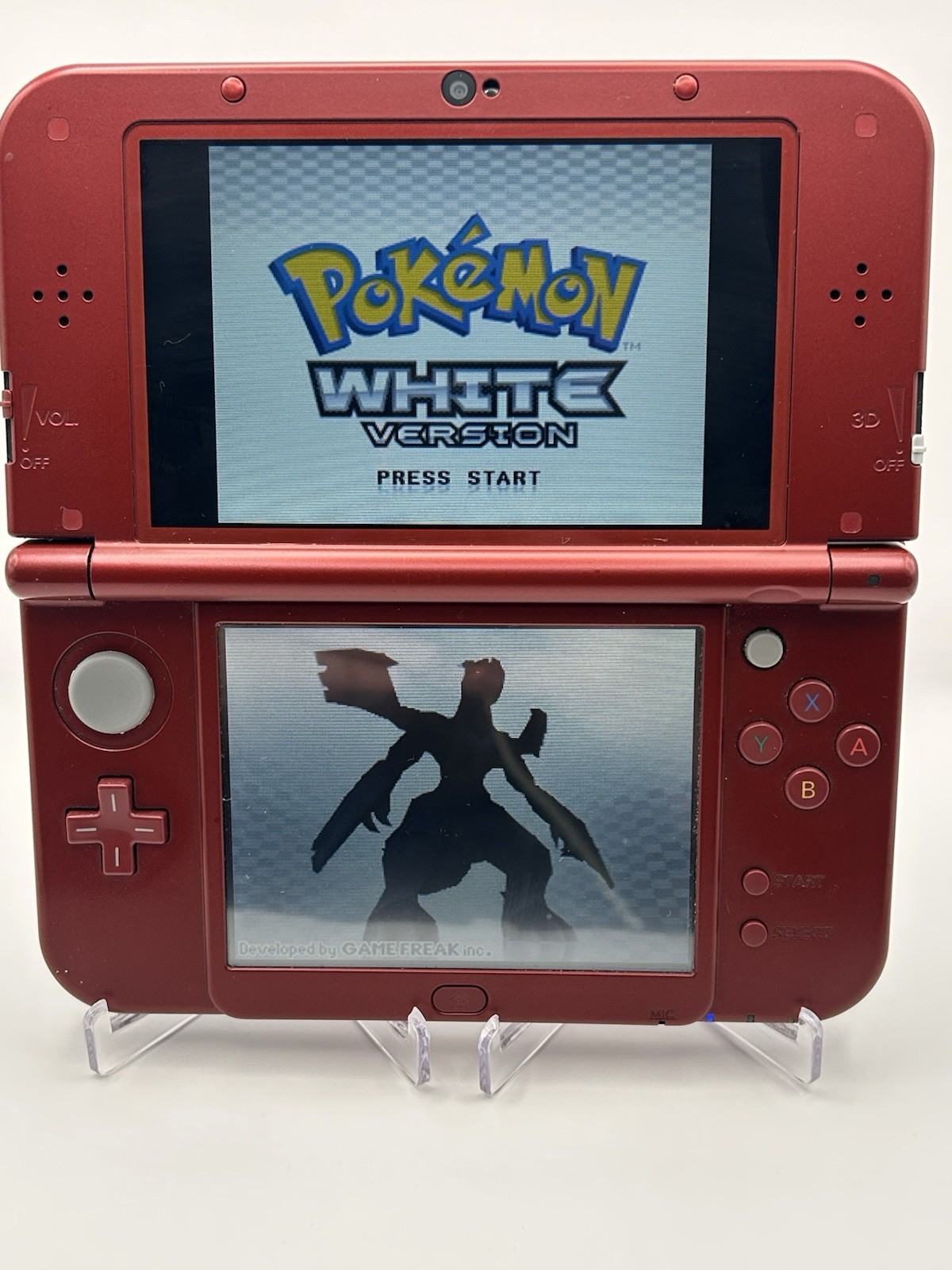 Pokémon Black and White Versions CIB Nintendo DS Authentic