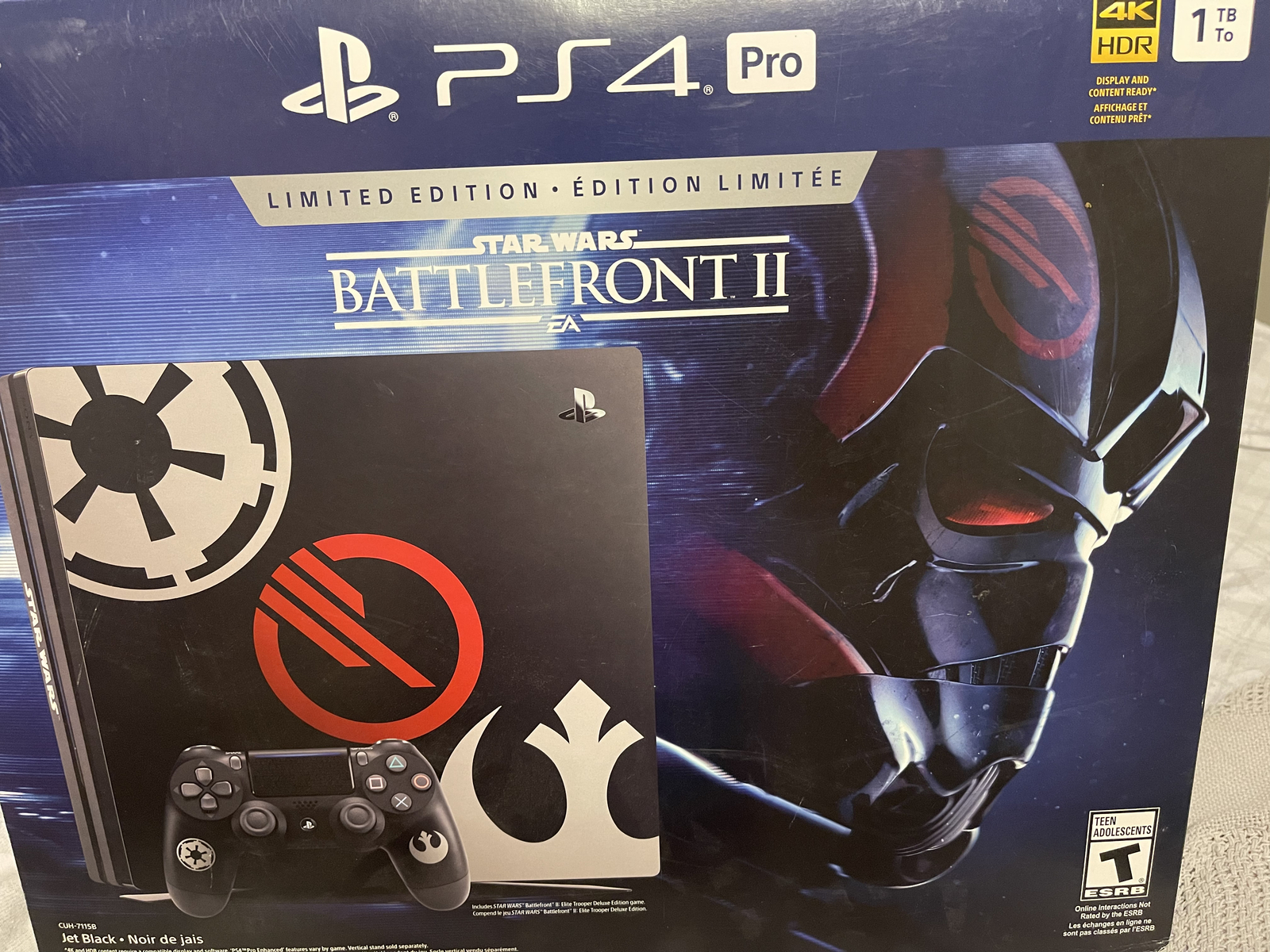 playstation 4 pro 1TB star wars battlefront II bundle w/ game and original box