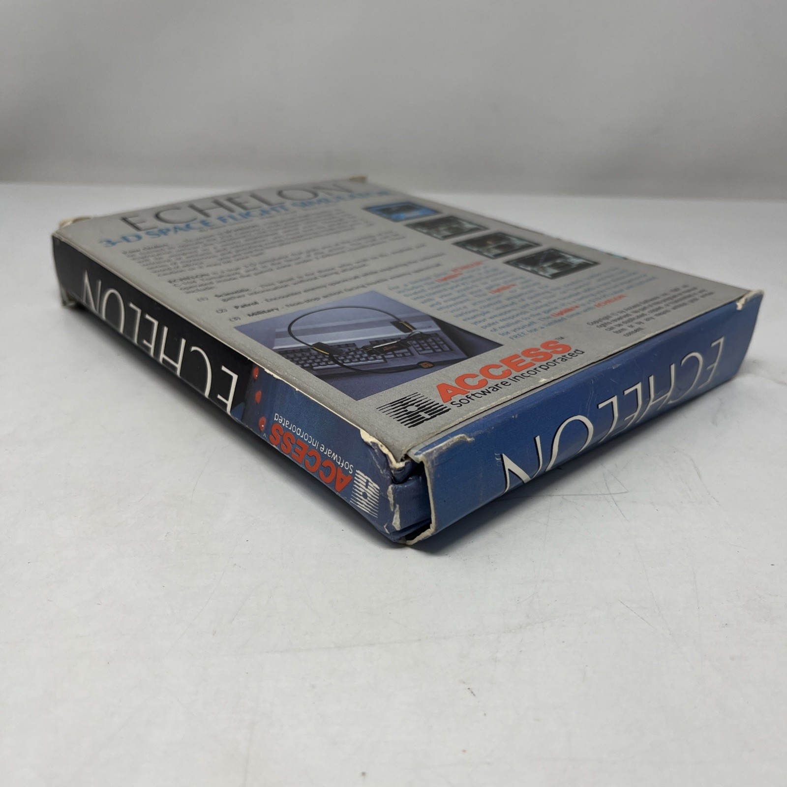Echelon 3-D Space Flight Simulator Commodore 64/128 Floppy edw38