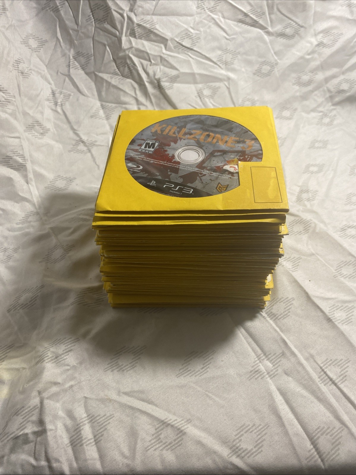 VIDEO GAMES/XBOX/PLAYSTION/WII/UNTESTED/NO CASES 30+ GAMES