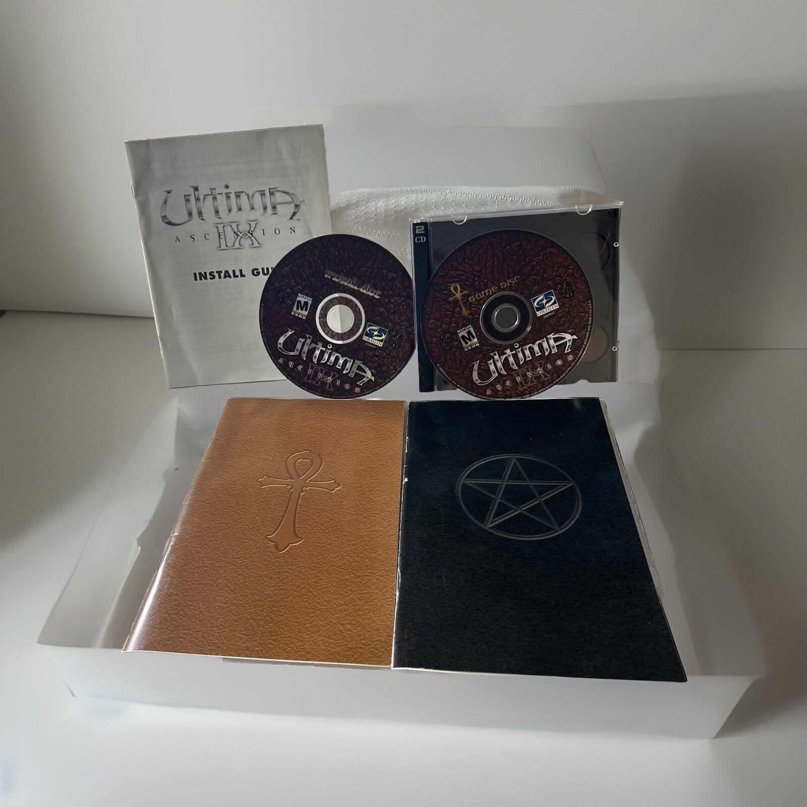 Ultima IX: Ascension Pc 1999 Install Guide + Discs In Original Case & 2 Manuals
