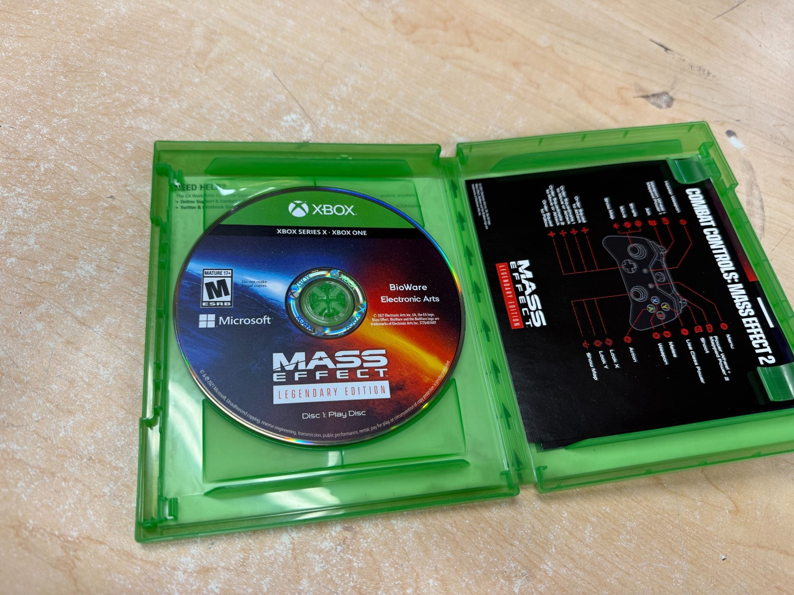 Mass Effect Legendary Edition (Microsoft Xbox One, 2021) Xbox Series X
