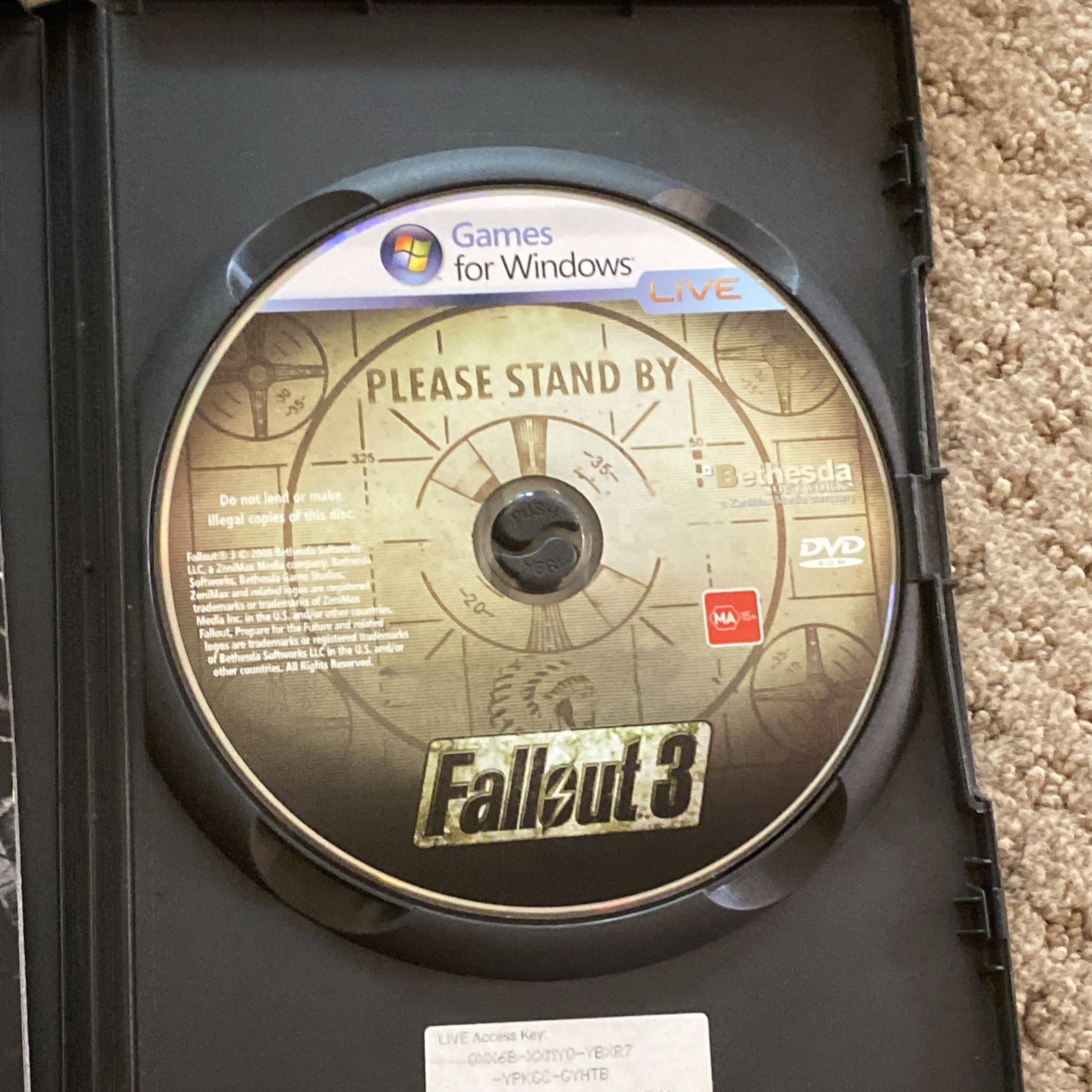 PC DVD Game Bundle Mass Effect + Fallout 3 PC Games MA15+ VGC PAL E. CLEARANCE