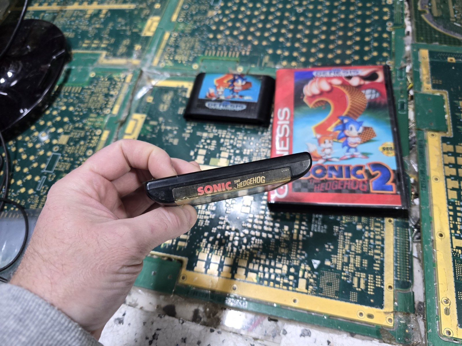 Sonic the Hedgehog 2 Sega Genesis x 2 & Original-UNTESTED- 1-CASE w/MANUAL-SEE