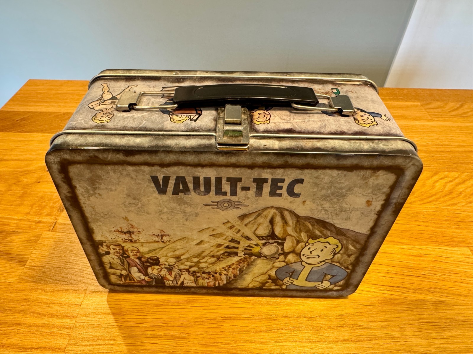 Fallout 3 Limited Collectors Edition Microsoft Xbox 360 – Great condition!