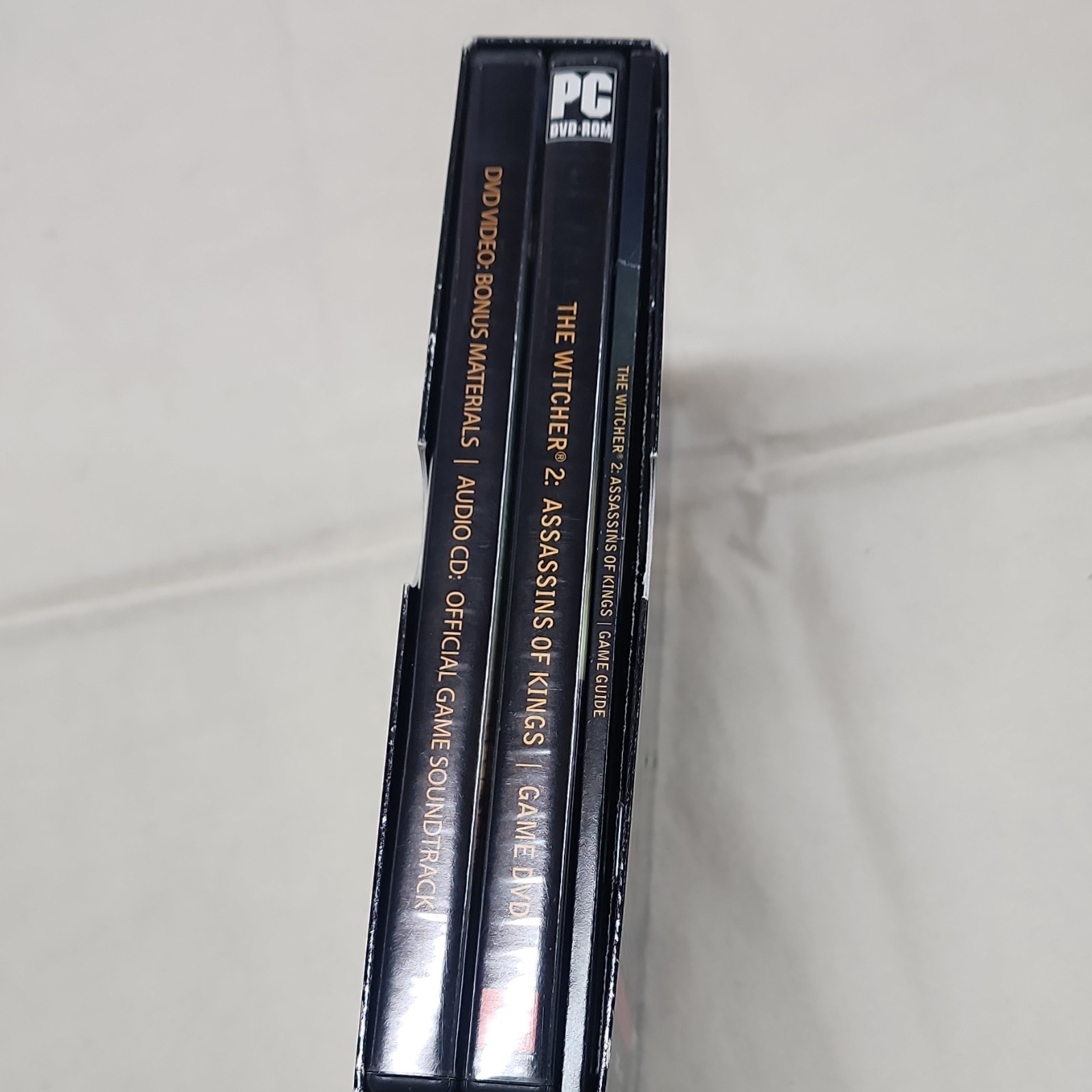 The Witcher 2: Assassins of Kings PC RPG by CD Projekt RED Atari Manual Included