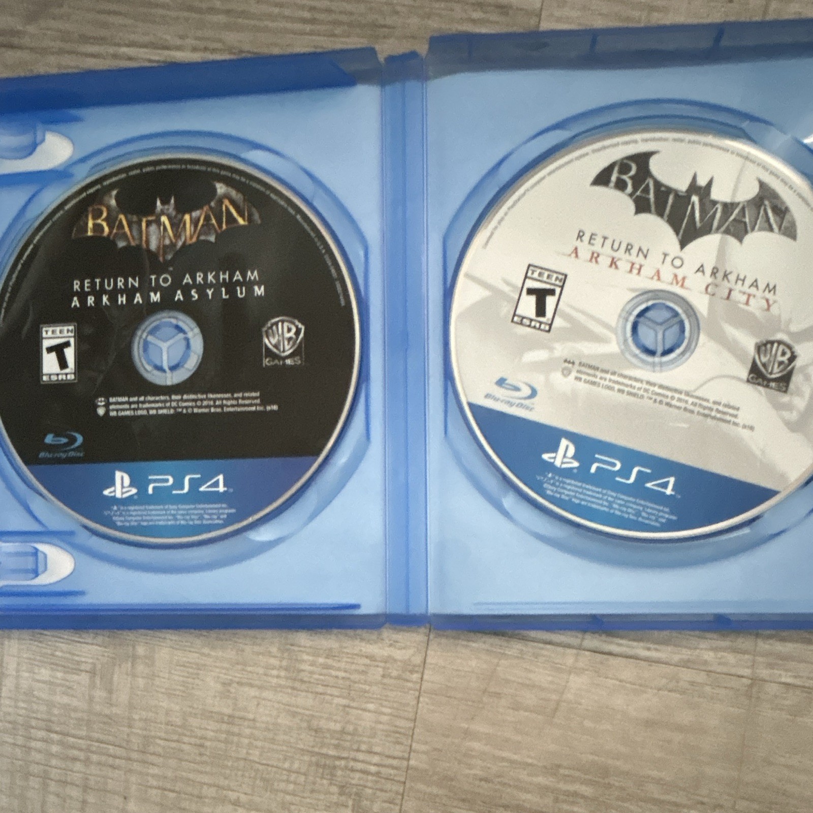 WB Games Batman: Return to Arkham PS4 Arkham Asylum & City 2-Disc GOTY
