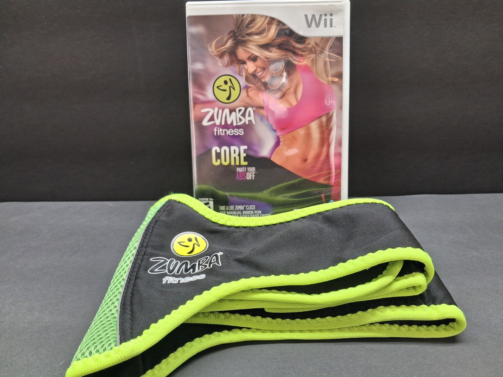 Wii Zumba Fitness Core Ubisoft Game W/ Fitness Belt and Manual. TESTED