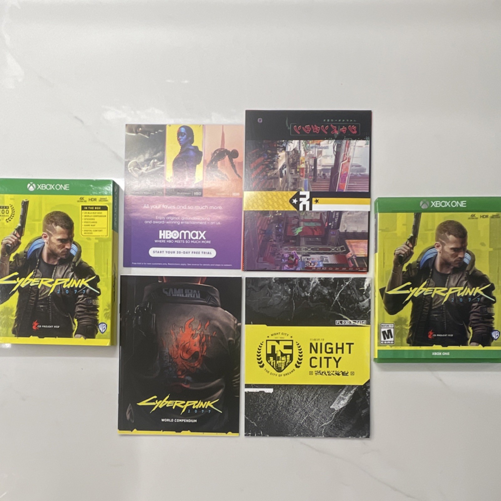 Cyberpunk 2077 (Xbox One, 2020) CD Projekt RED w/ World Compendium, Map, Extras