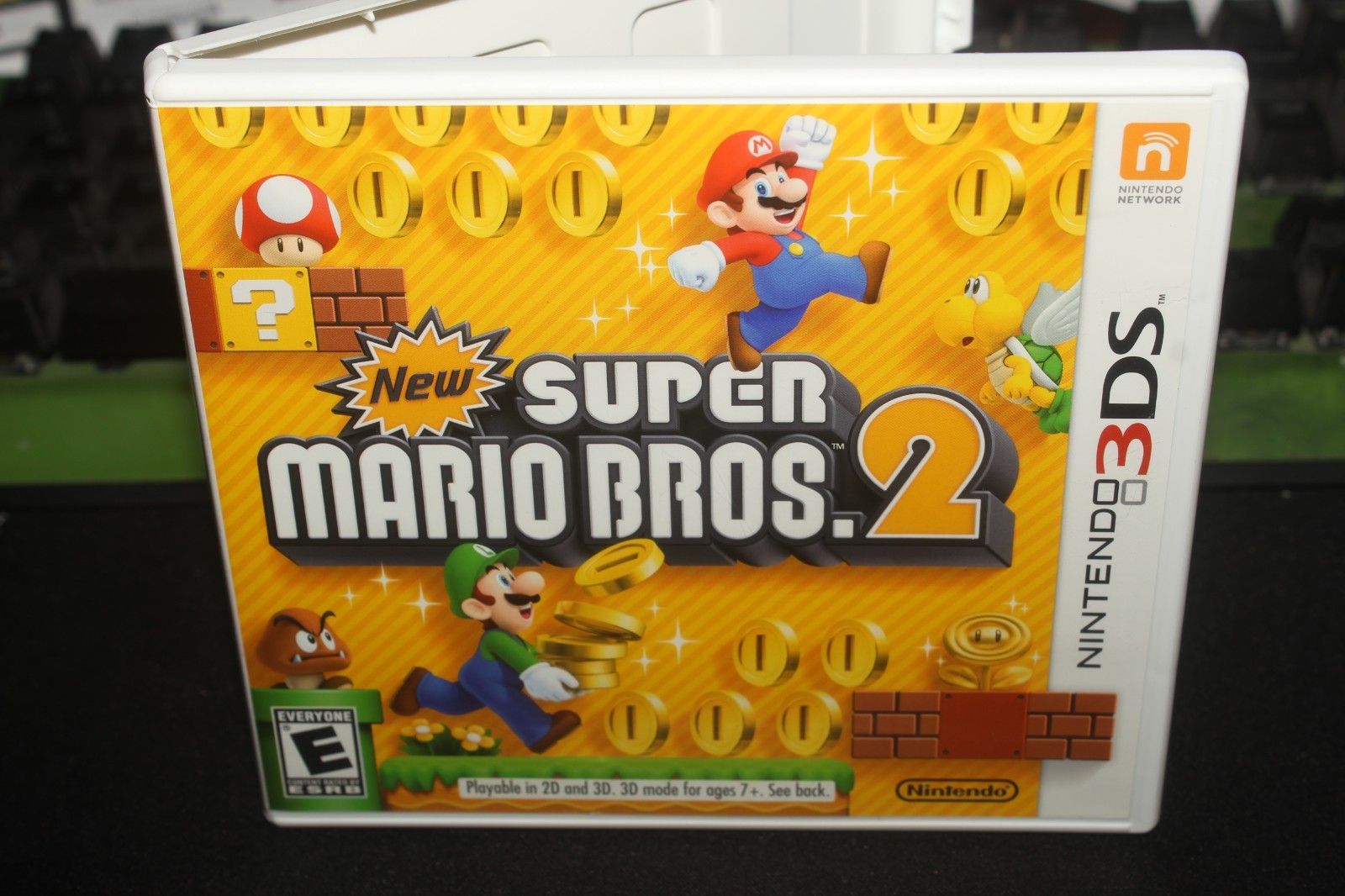 Case and Manual Only NO GAME New Super Mario Bros 2 Nintendo 3DS Authentic