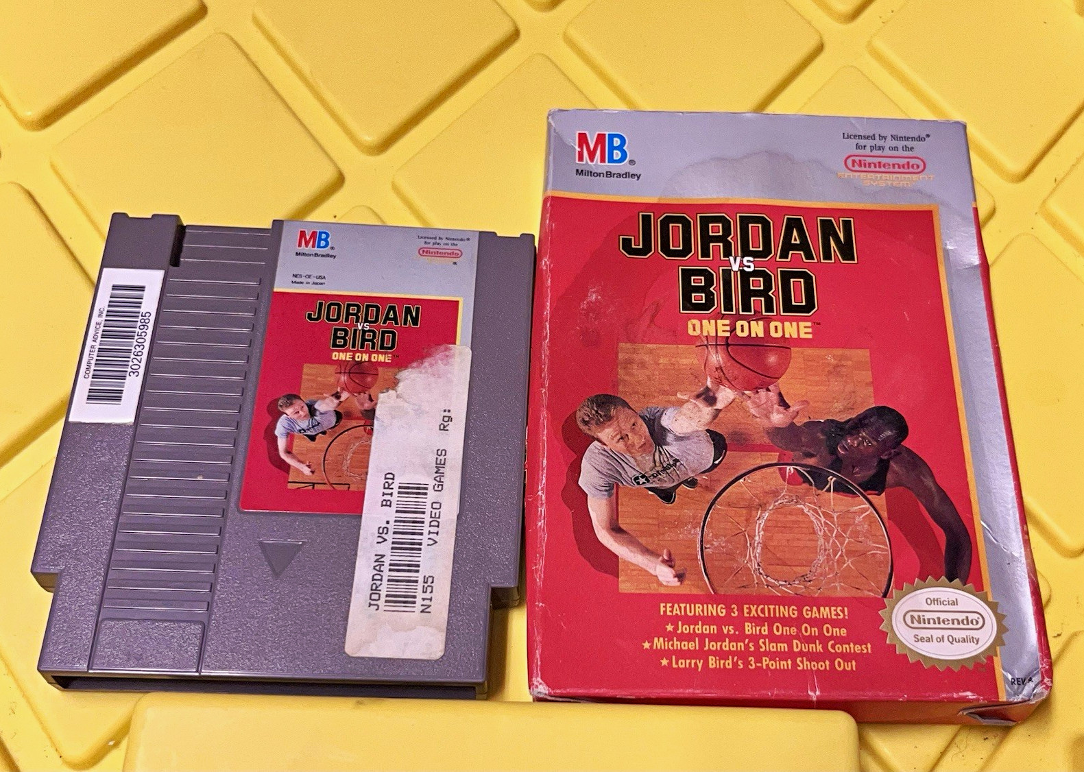 Milton Bradley Jordan vs. Bird: One on One Nintendo NES Basketball NTSC-U/C(J)