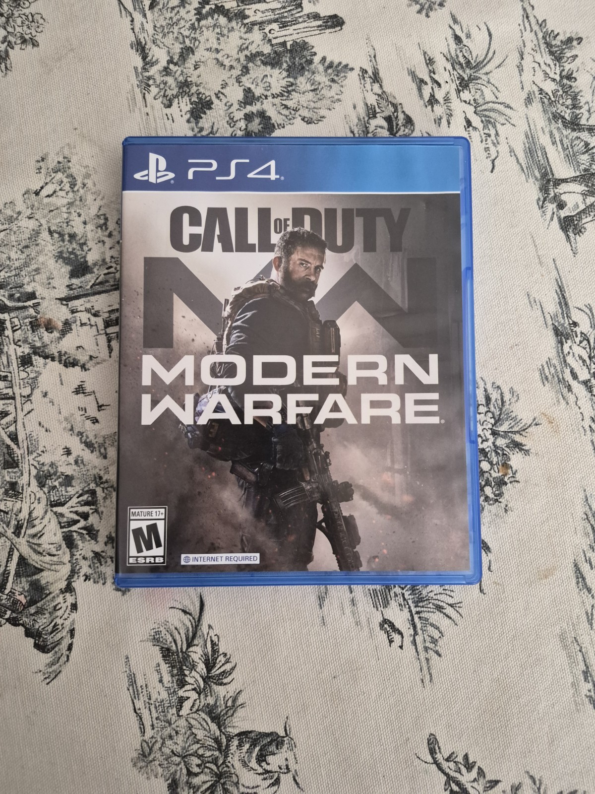 Call of Duty Modern Warfare PlayStation 4 PS4 Mint Disc