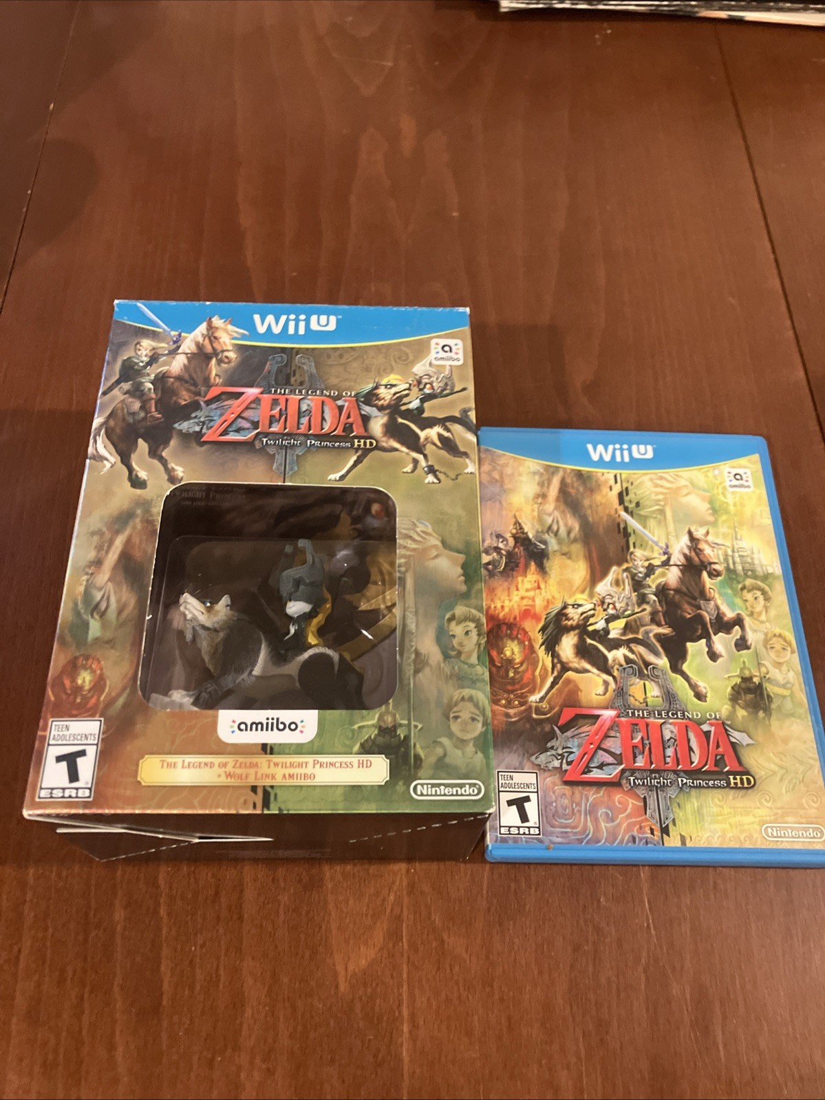 Legend of Zelda Twilight Princess HD + Wolf Link amiibo Figure for Wii U