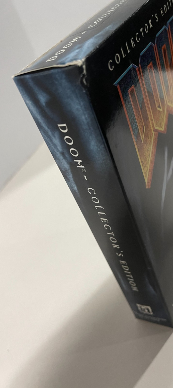 Doom: Collector’s Edition (PC) Ultimate Doom Trilogy Boxed ID NTSC New Sealed