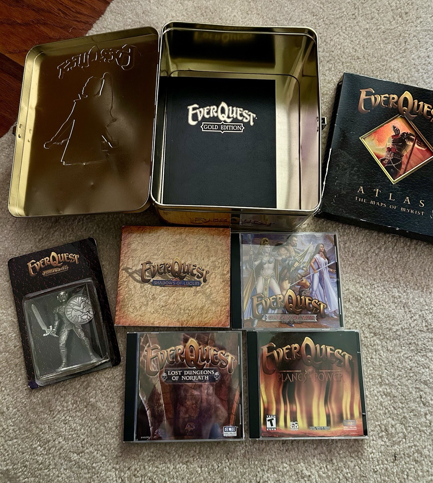EverQuest Gold Edition collector’s metal game tin for PC Set